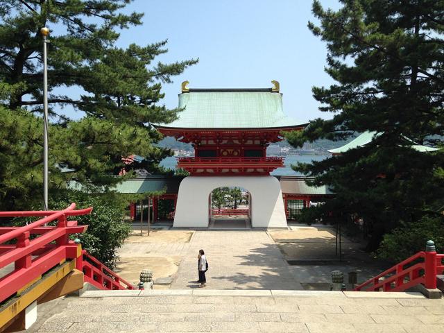 Akama Shrine